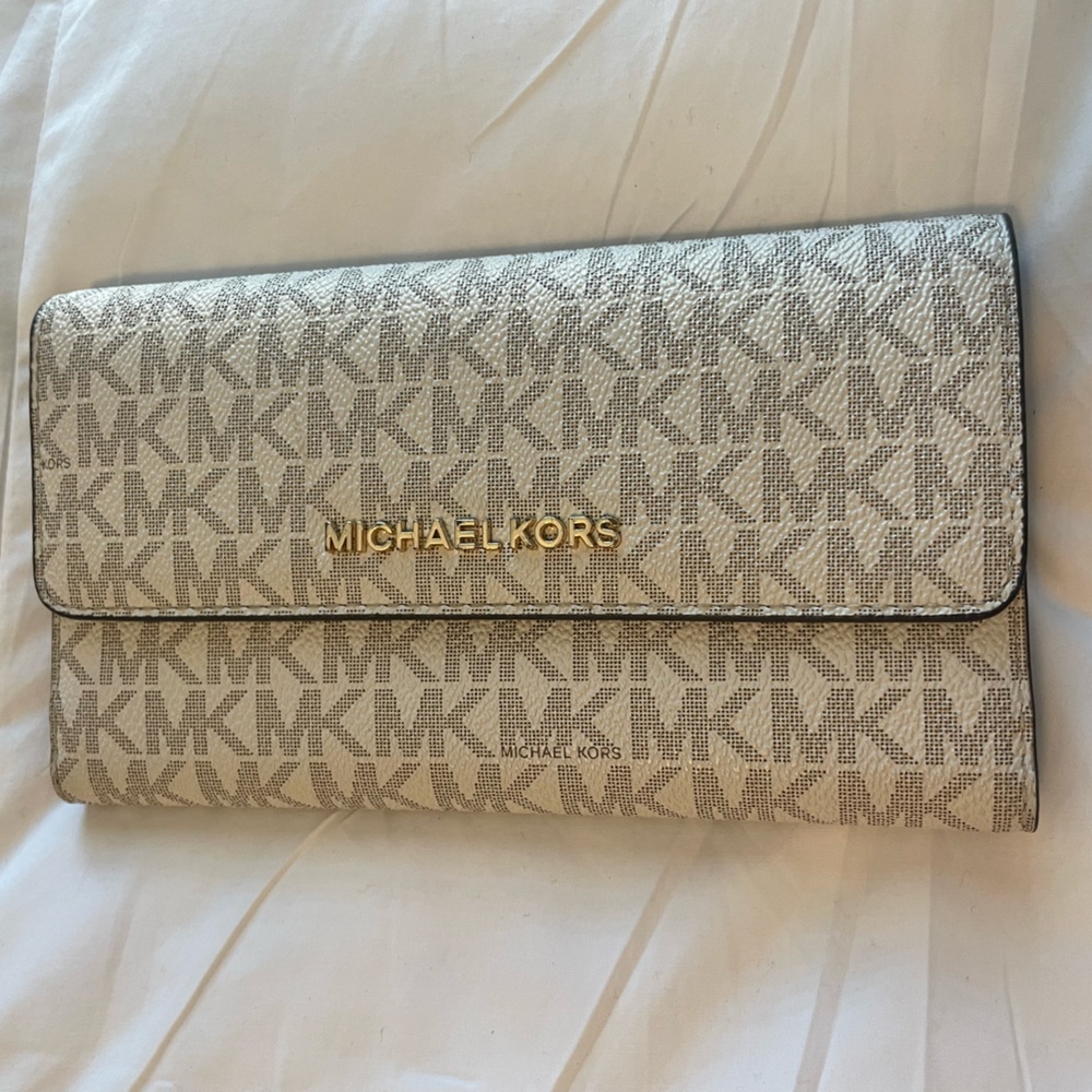 Michael Kors wallet